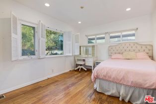 Single Family Residence, 11292 Canton dr, Studio City, CA 91604 - 11