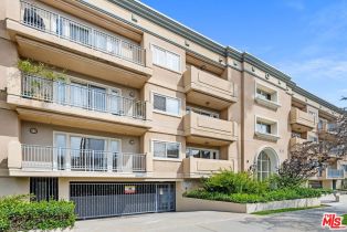 Condominium, 937   12th St, CA  , CA 90403