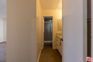 Apartment, 1033 6TH st, Santa Monica, CA 90403 - 12