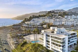 Condominium, 17350 Sunset blvd, Pacific Palisades, CA 90272 - 4