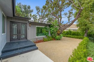 Single Family Residence, 4334 Sepulveda blvd, Sherman Oaks, CA 91403 - 2