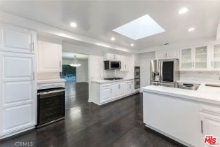 Single Family Residence, 16926 Magnolia blvd, Encino, CA 91316 - 3