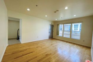 Apartment, 1223 21st st, Santa Monica, CA 90404 - 4