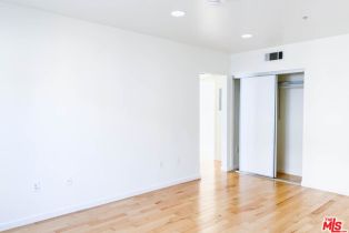 Apartment, 1223 21st st, Santa Monica, CA 90404 - 5