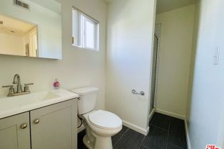 Apartment, 1223 21st st, Santa Monica, CA 90404 - 11