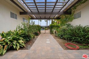 Single Family Residence, 1542 Galaxy dr, Newport Beach, CA 92660 - 66