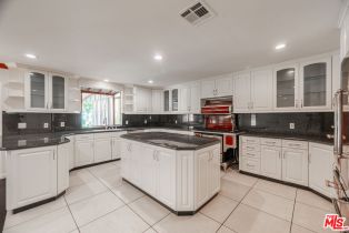 Single Family Residence, 15123 Greenleaf st, Sherman Oaks, CA 91403 - 27