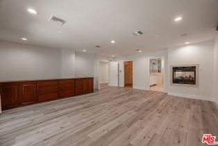 Single Family Residence, 15123 Greenleaf st, Sherman Oaks, CA 91403 - 54