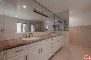 Single Family Residence, 15123 Greenleaf st, Sherman Oaks, CA 91403 - 58