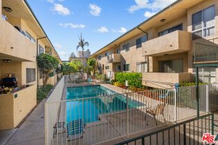 Condominium, 5328 Newcastle ave, Encino, CA 91316 - 22