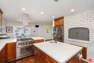 Single Family Residence, 16546 Adlon rd, Encino, CA 91436 - 25