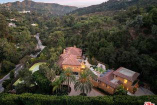 Single Family Residence, 2719 BENEDICT CANYON DR, Beverly Hills, CA  Beverly Hills, CA 90210