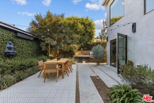 Single Family Residence, 1029 24th st, Santa Monica, CA 90403 - 38