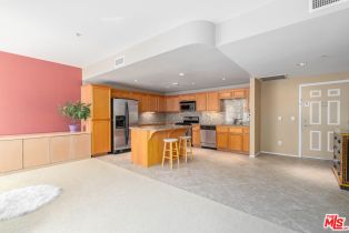 Condominium, 13200 Pacific prome, Playa Vista, CA 90094 - 5