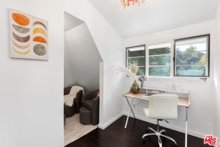 Single Family Residence, 4343 Bellaire ave, Studio City, CA 91604 - 55