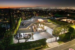 Single Family Residence, 8045 Mulholland dr, Studio City, CA 90046 - 4