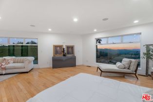 Single Family Residence, 8045 Mulholland dr, Studio City, CA 90046 - 28