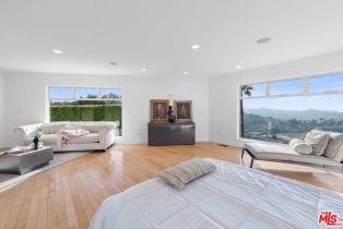 Single Family Residence, 8045 Mulholland dr, Studio City, CA 90046 - 25