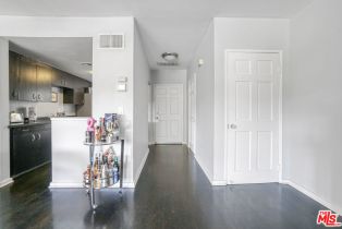 Condominium, 8839 Cynthia st, West Hollywood , CA 90069 - 6