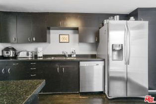 Condominium, 8839 Cynthia st, West Hollywood , CA 90069 - 3