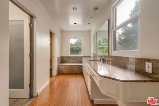 Single Family Residence, 2016 Coldwater Canyon dr, Beverly Hills, CA 90210 - 17