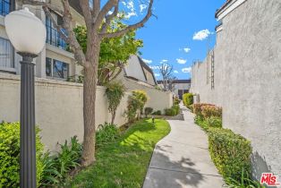 Condominium, 6241 Randi ave, Woodland Hills, CA 91367 - 2