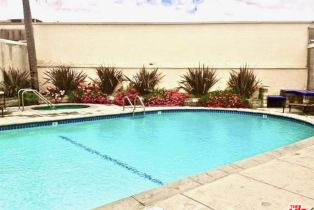 Apartment, 4555 Sylmar, Sherman Oaks, CA 91423 - 11