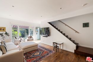 Single Family Residence, 1102 Grant ave, Venice, CA 90291 - 8