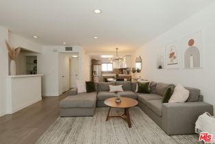 Condominium, 14332   Dickens St, CA  , CA 91423