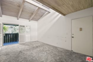 Condominium, 4905 Indian Wood rd, Culver City, CA 90230 - 5