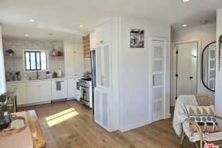 Apartment, 17 Sunset ave, Venice, CA 90291 - 2