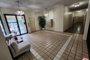 Condominium, 5237 Newcastle ave, Encino, CA 91316 - 2