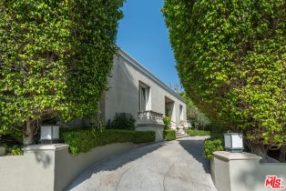 Single Family Residence, 647 Warner ave, Westwood, CA 90024 - 4