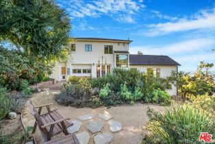 Single Family Residence, 321 Las Casas ave, Pacific Palisades, CA 90272 - 63