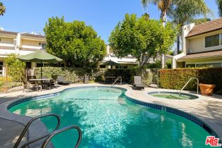 Condominium, 4321 Matilija ave, Sherman Oaks, CA 91423 - 16