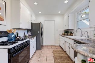 Single Family Residence, 2211 23rd st, Santa Monica, CA 90405 - 10