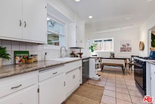 Single Family Residence, 2211 23rd st, Santa Monica, CA 90405 - 13