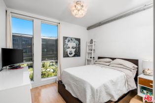 Condominium, 4215 Glencoe ave, Marina Del Rey, CA 90292 - 5