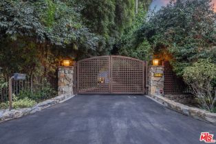 Single Family Residence, 5045 Oakdale ave, Woodland Hills, CA 91364 - 3