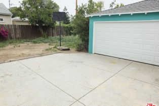 Single Family Residence, 1726 Clybourn ave, Burbank, CA 91505 - 12