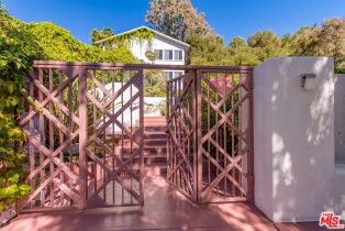 Single Family Residence, 16449 Akron st, Pacific Palisades, CA 90272 - 2