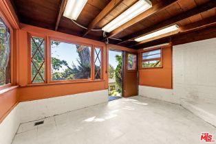 Single Family Residence, 16449 Akron st, Pacific Palisades, CA 90272 - 44