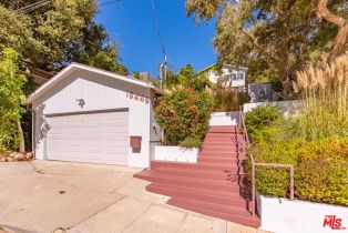 Single Family Residence, 16449 Akron st, Pacific Palisades, CA 90272 - 50