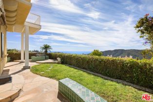 Single Family Residence, 16730 Calle De Catalina, Pacific Palisades, CA 90272 - 4