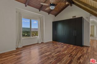 , 4025 Sunswept dr, Studio City, CA 91604 - 9