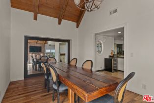 , 4025 Sunswept dr, Studio City, CA 91604 - 5