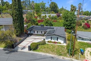 Single Family Residence, 20435 Miranda st, Woodland Hills, CA 91367 - 27