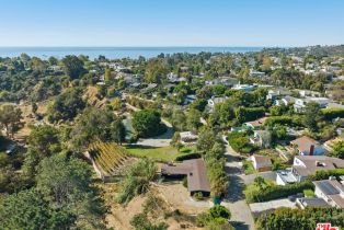 Single Family Residence, 620 Marquette st, Pacific Palisades, CA 90272 - 3