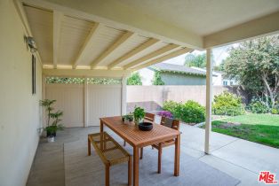 Single Family Residence, 13949 Cumpston st, Sherman Oaks, CA 91401 - 23