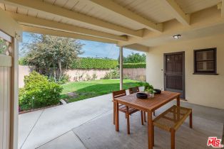 Single Family Residence, 13949 Cumpston st, Sherman Oaks, CA 91401 - 24